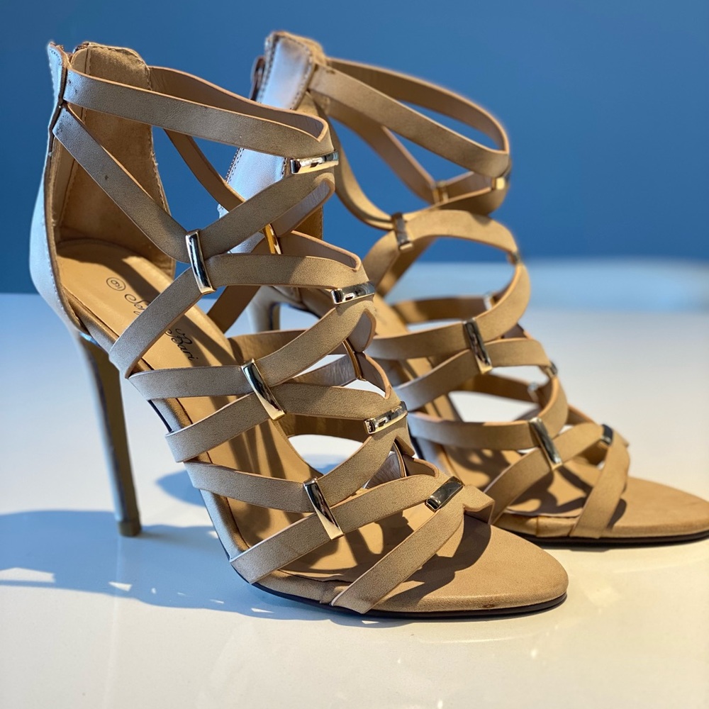 🛍️ 4 for 20$ / Sergio Bari Open Toes Heel Sandals / Nude / 9